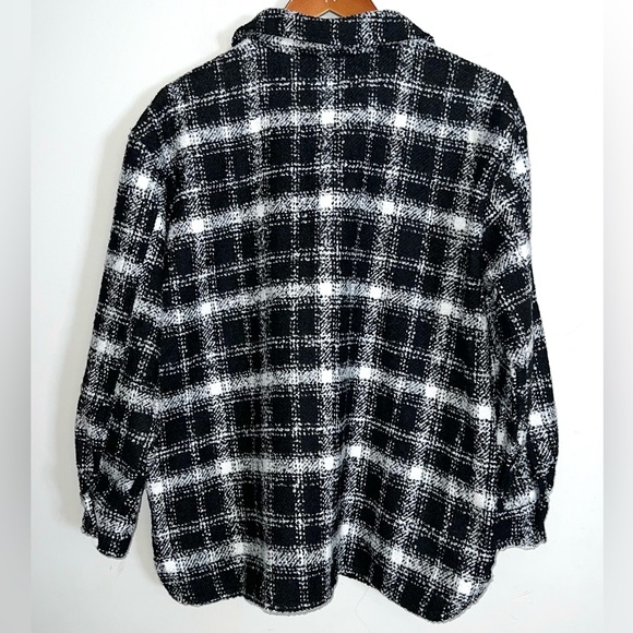 Leo & Nicole NEW Button Down Oversized Fleece Plaid Jacket XLP - Picture 4 of 5